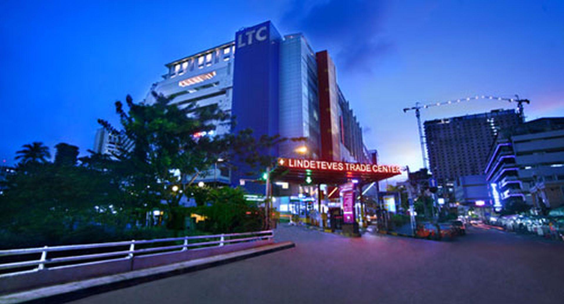 Favehotel Ltc Glodok Jakarta Exterior photo