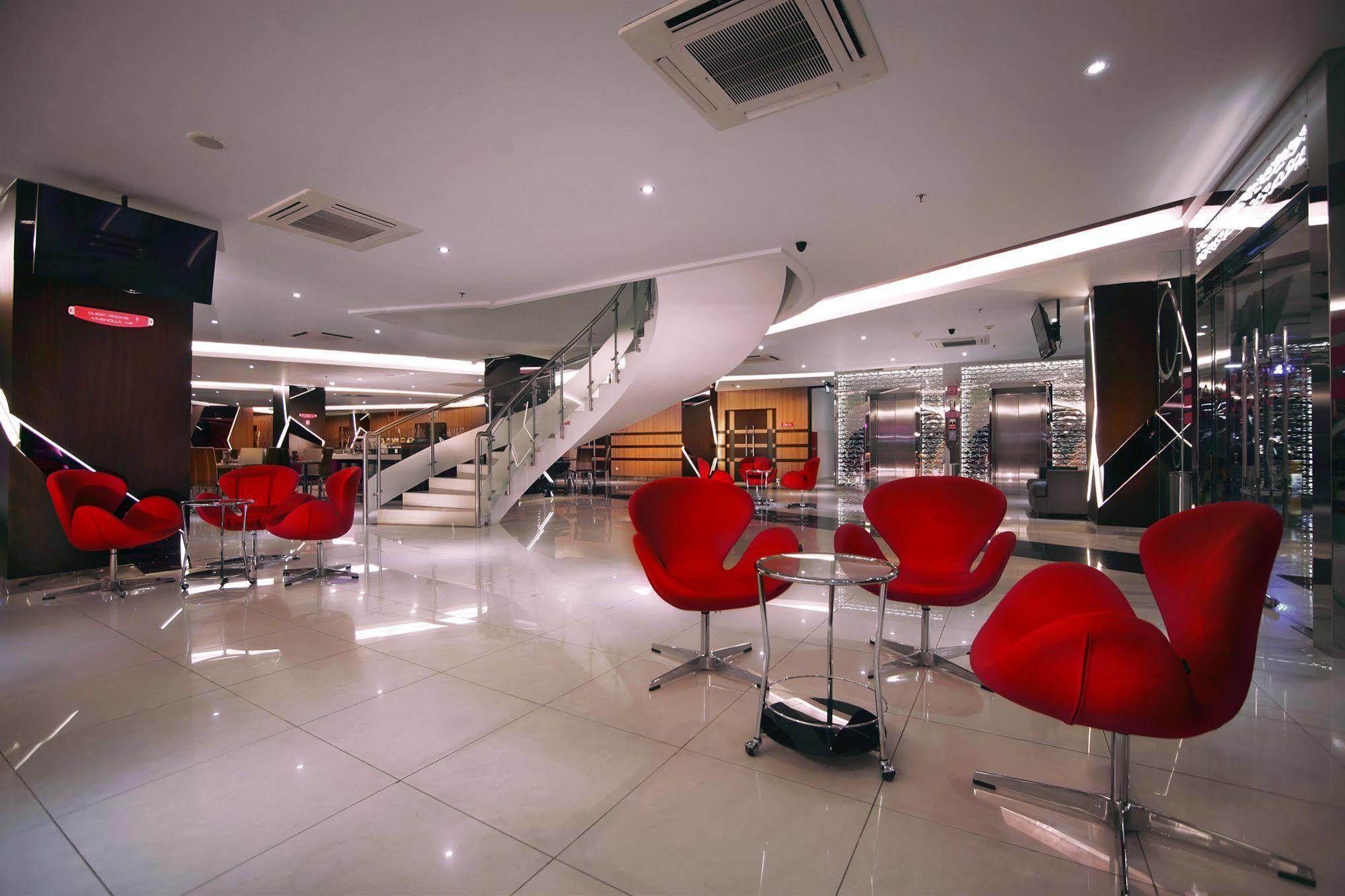 Favehotel Ltc Glodok Jakarta Exterior photo