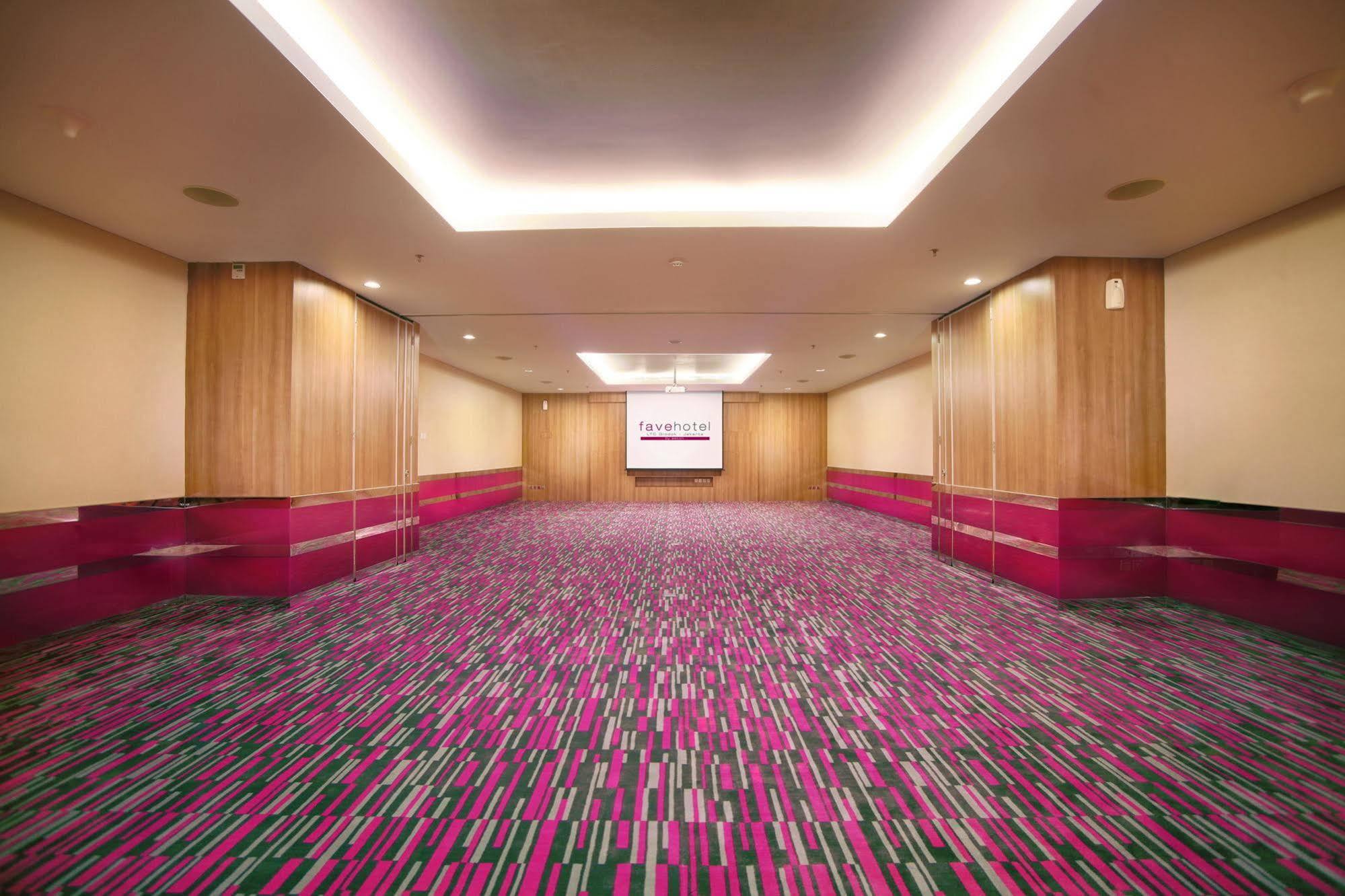 Favehotel Ltc Glodok Jakarta Exterior photo