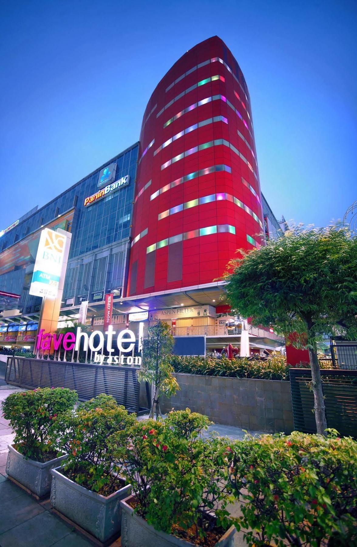 Favehotel Ltc Glodok Jakarta Exterior photo